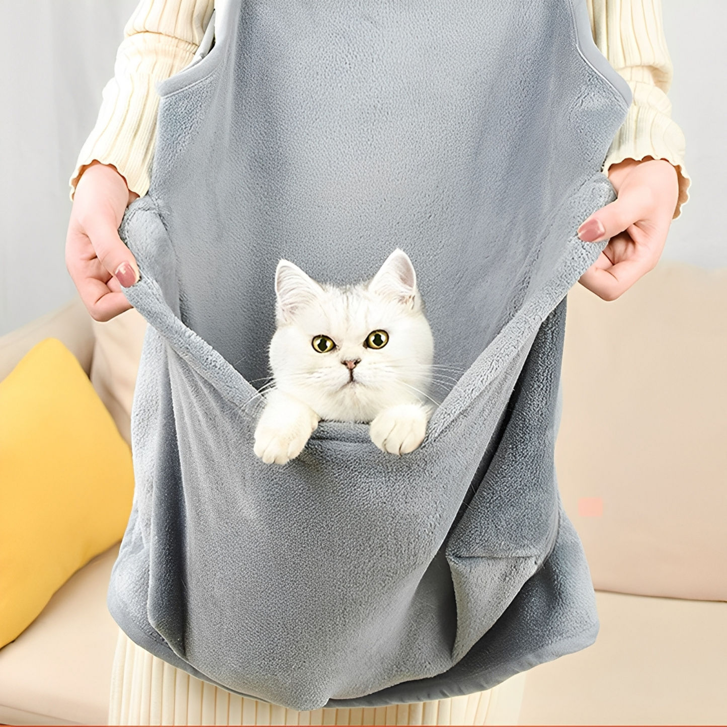 AproNest - Pluche Draagbare Kattenhouder